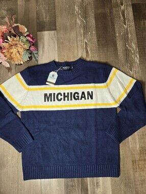 NWT RUNWAY ATHLETICS Women’s Navy “Michigan” Crewneck Sweater Size XL